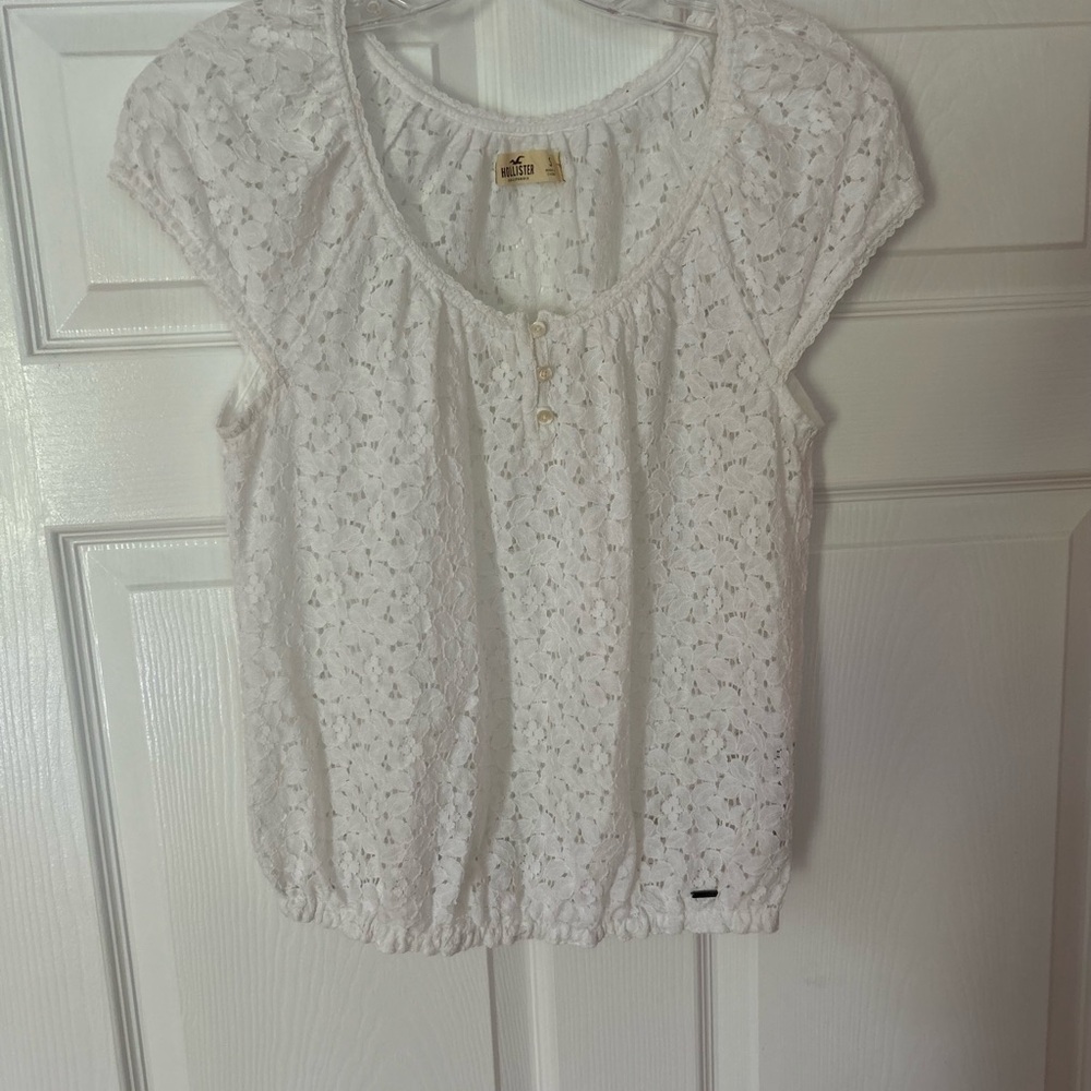 Hollister White Eyelet Top Size Small